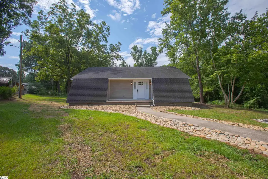 135 Regent Street, Spartanburg, SC 29302-4330 - #2