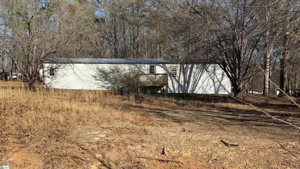 450 Tumble Rock Drive, Cowpens, SC 29330