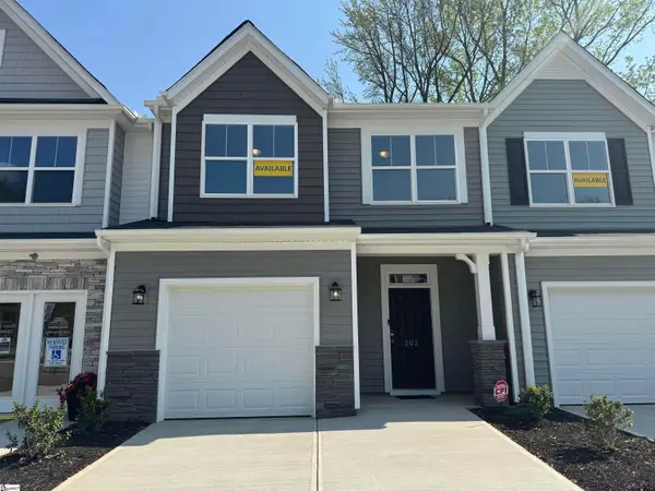 202 Spartina Court, Spartanburg, SC 29307