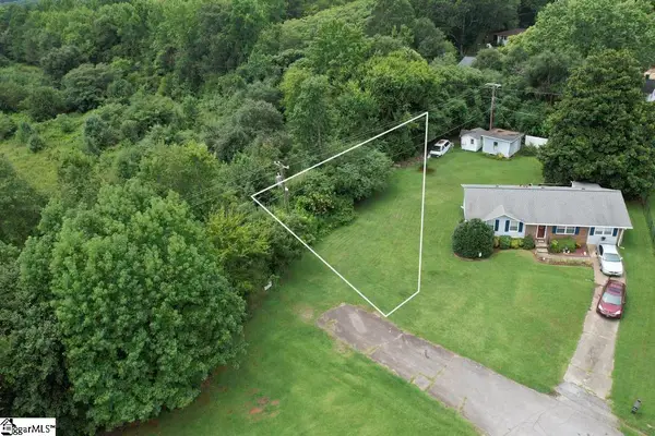 1916 & 1920 Mark Court, Spartanburg, SC 29301