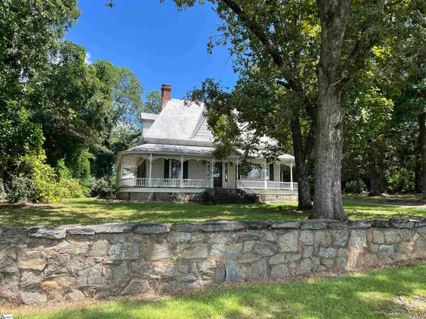 606 W South Broad Street, Walhalla, SC 29691