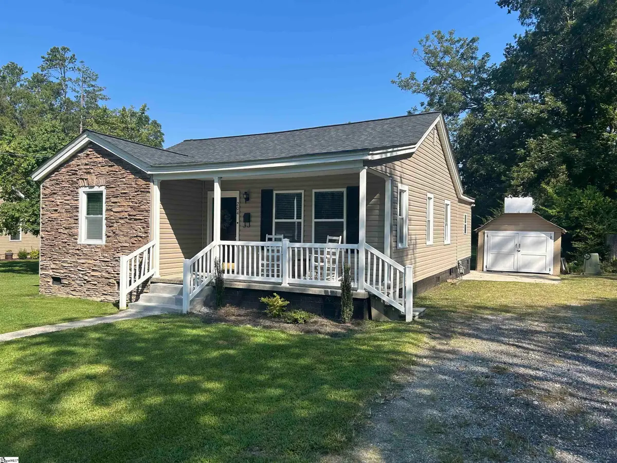 204 Elm Street, Clinton, SC 29325 - #1