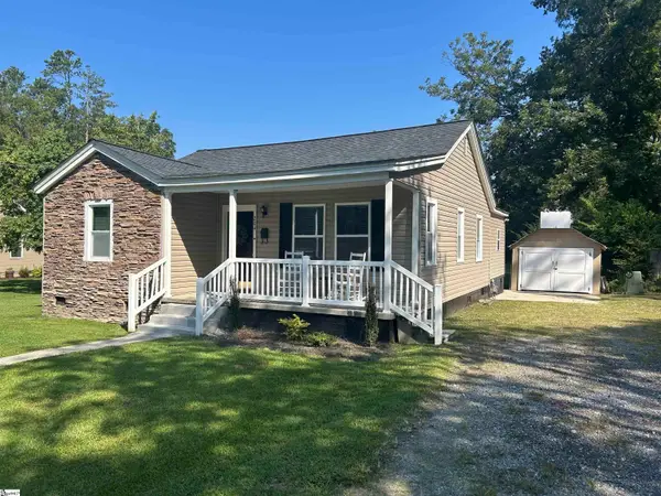 204 Elm Street, Clinton, SC 29325