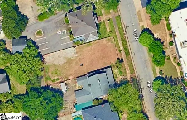 15 Toy Street, Greenville, SC 29601