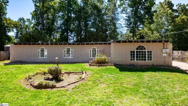 416 Sherwood Drive, Seneca, SC 29678-4426