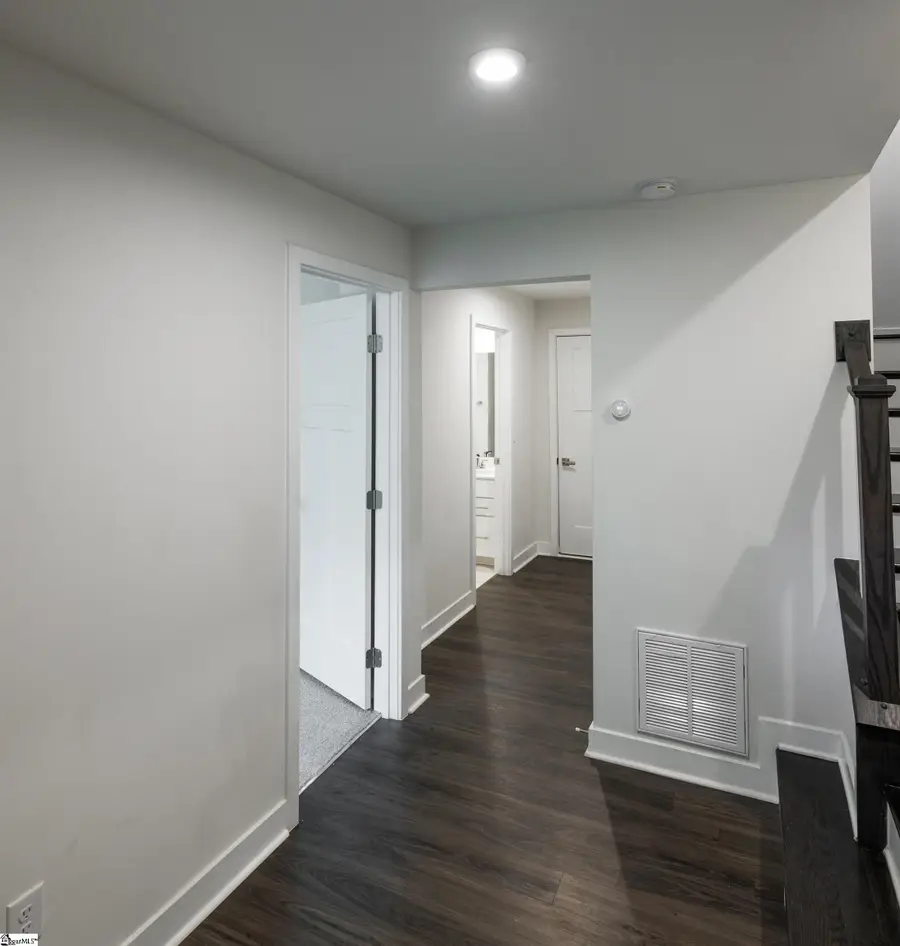 29 Rollins Avenue, Greenville, SC 29607 - #3