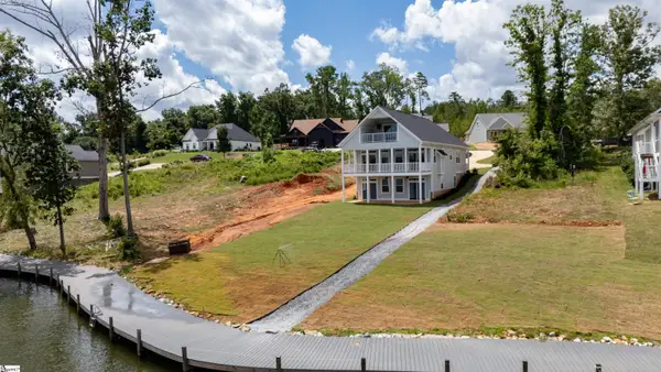 301 Portland Circle, Greenwood, SC 29649