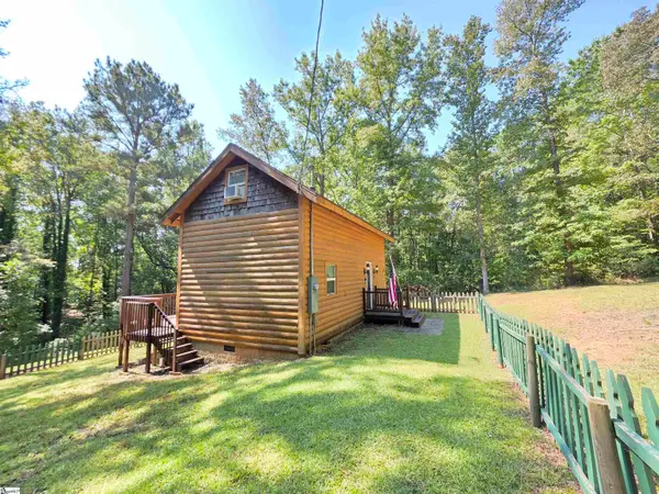 104 Lands End Drive, Iva, SC 29655