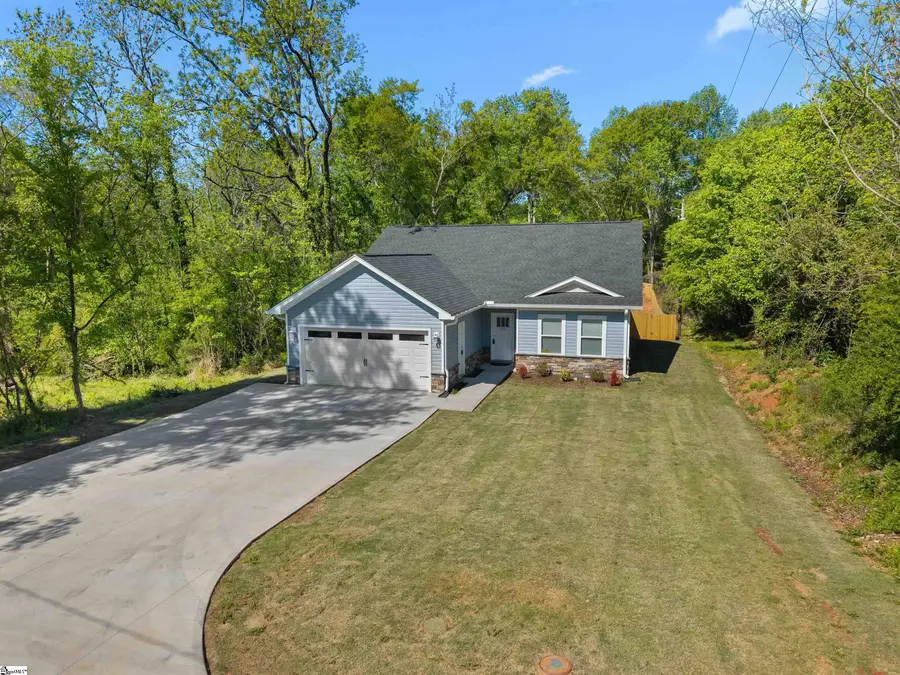 122 Stephenson Street Extension, Taylors, SC 29687 - #2