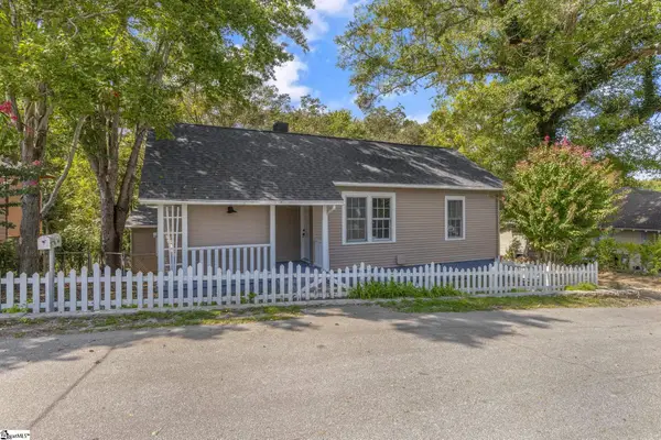 9 Hampton Street, Ware Shoals, SC 29692