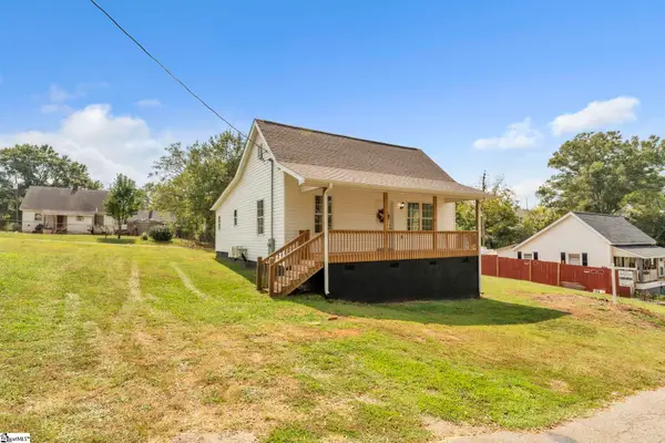 25 Green Street, Pelzer, SC 29669