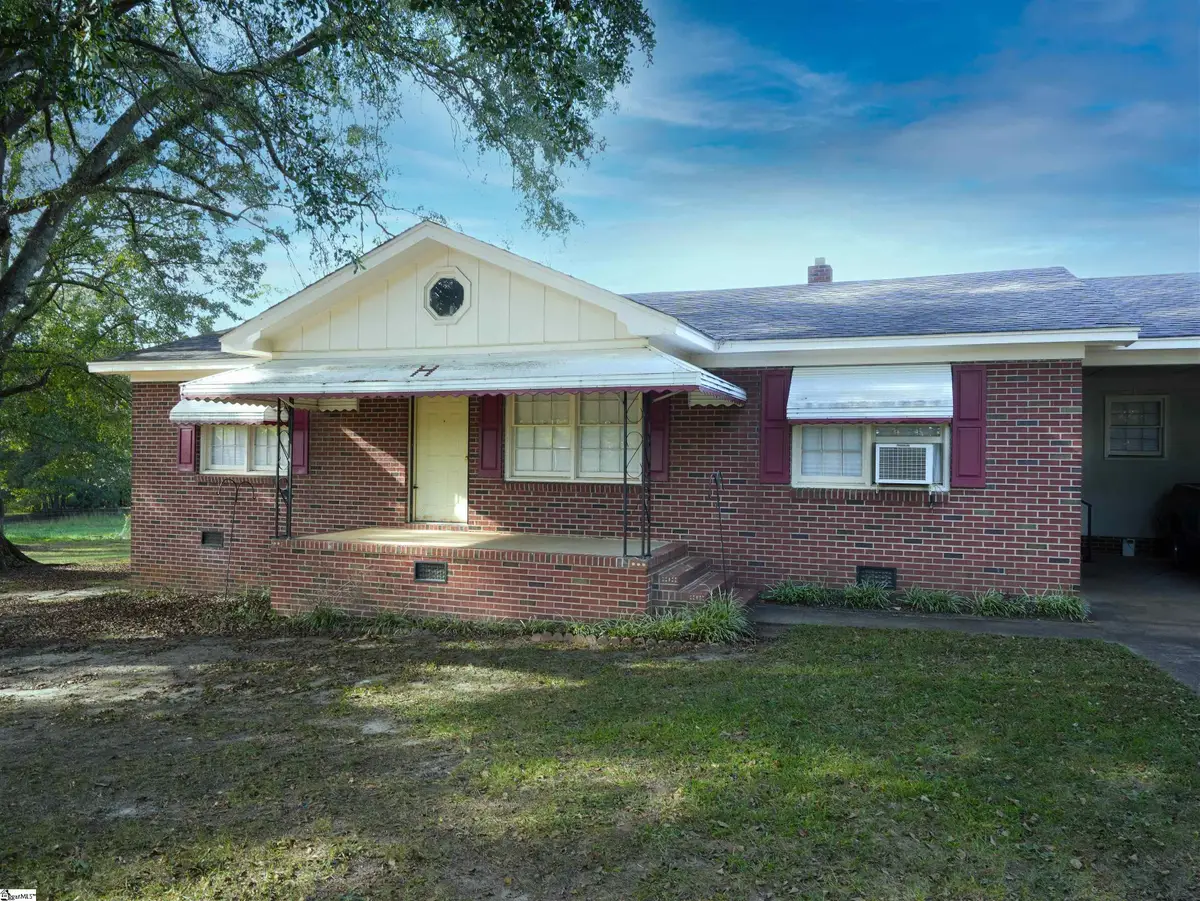 302 Highway 651, Fountain Inn, SC 29644 - #1