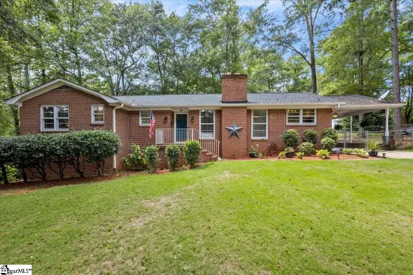 100 Sherwood Drive, Laurens, SC 29360