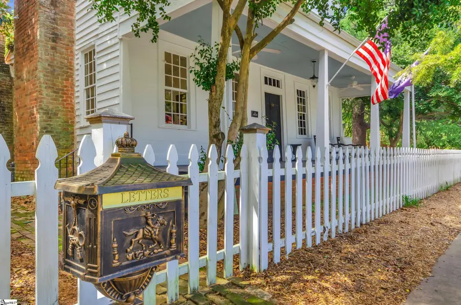 204 S Main Street, Abbeville, SC 29620 - #2