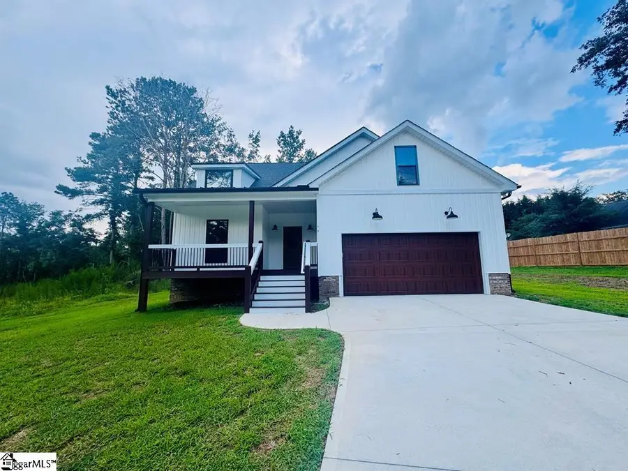 704 Sherwood Avenue, Honea Path, SC 29654 - #2