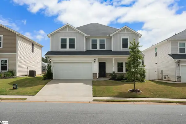 338 Pewter Circle, Simpsonville, SC 29680