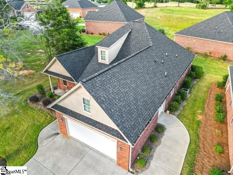 107 Queens Court, Greenwood, SC 29649 - #2