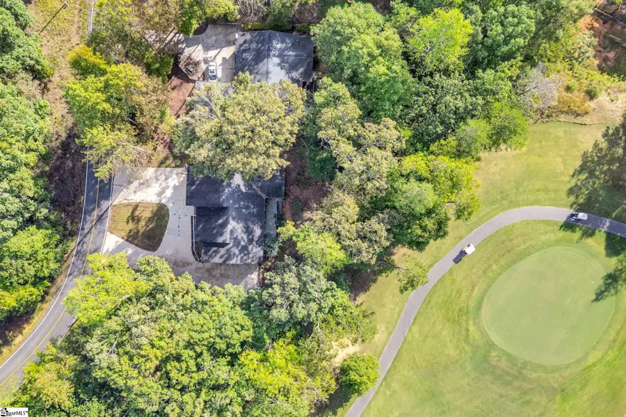 207 N Hogan Drive, Westminster, SC 29693 - #2