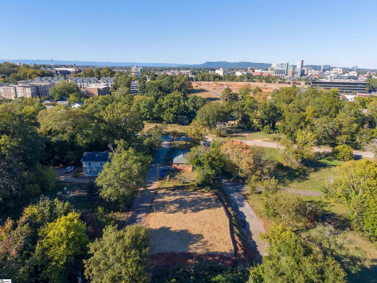 11 Urban Street, Greenville, SC 29605 - #1