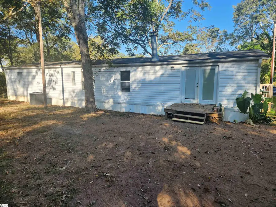 102 Brentwood Circle, Greenville, SC 29605 - #3