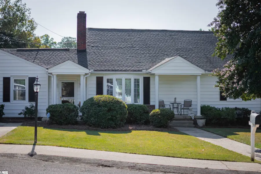 400 Wedgewood Drive, Greenville, SC 29609 - #3