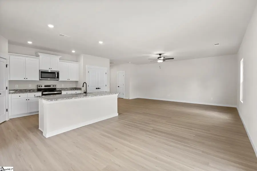 1204 Crested Iris Street, Moore, SC 29369 - #3