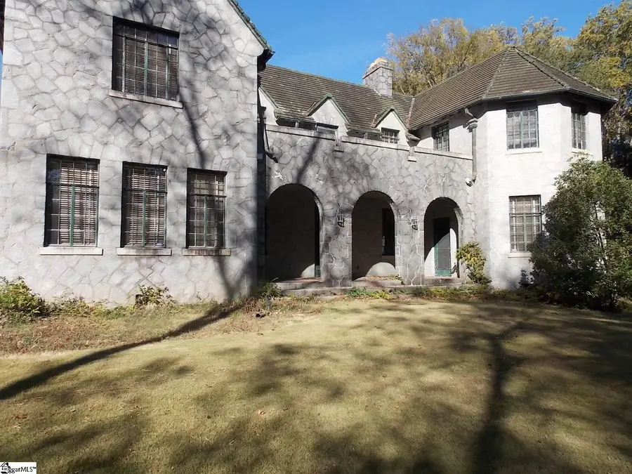 907 E Greenville Street, Anderson, SC 29621 - #3