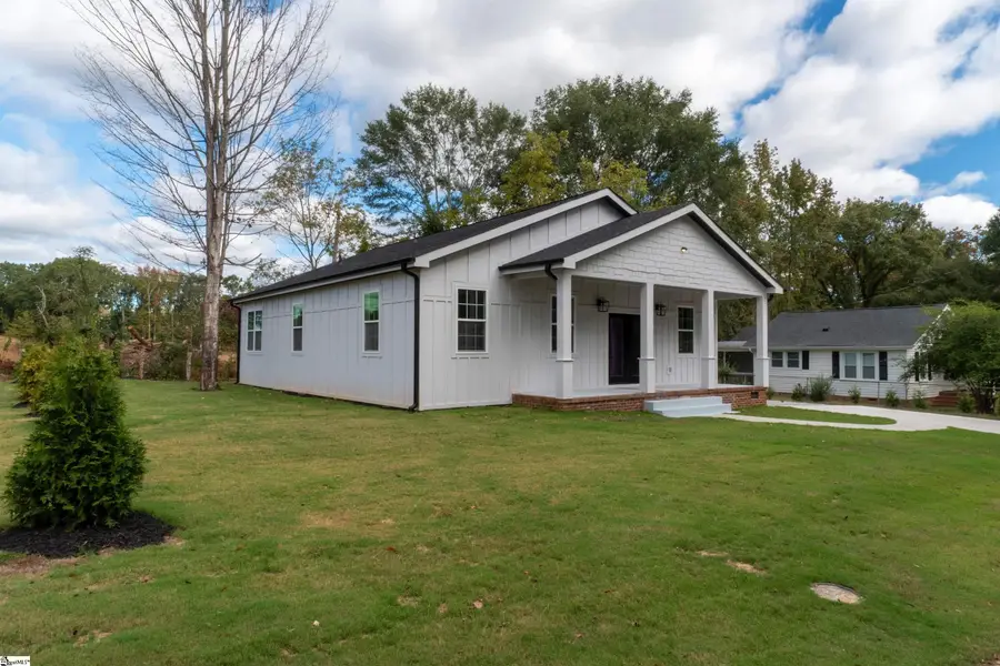103 Perry Avenue, Simpsonville, SC 29681 - #2