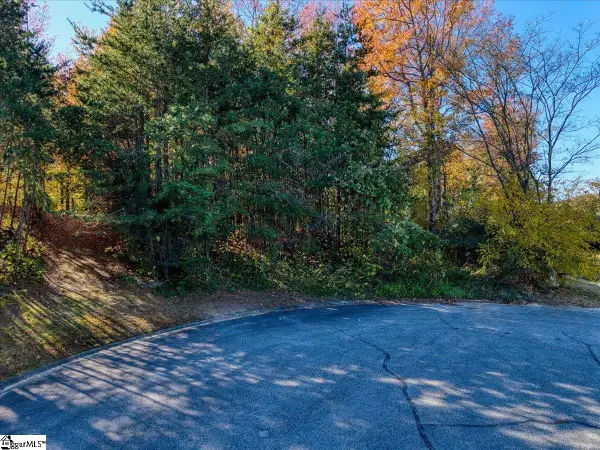 7 Grenoble Court, Greenville, SC 29609