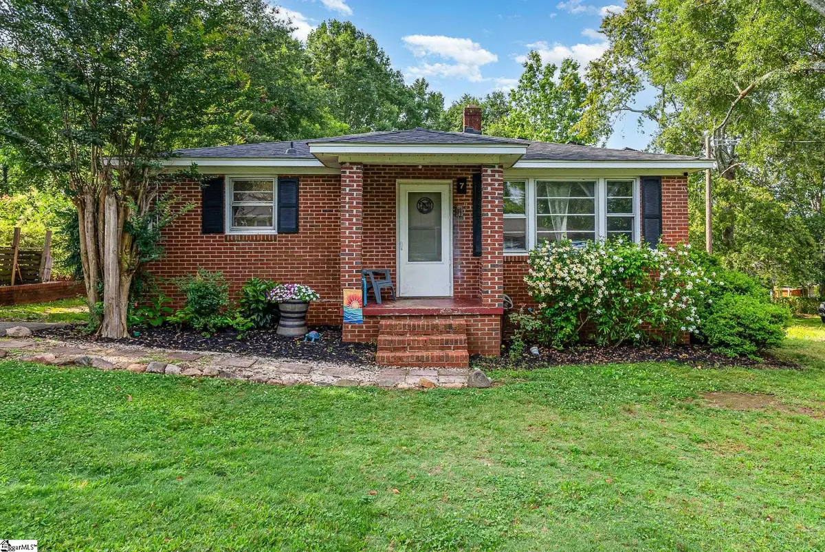 7 Edgewood Street, Liberty, SC 29657-1301 - #1