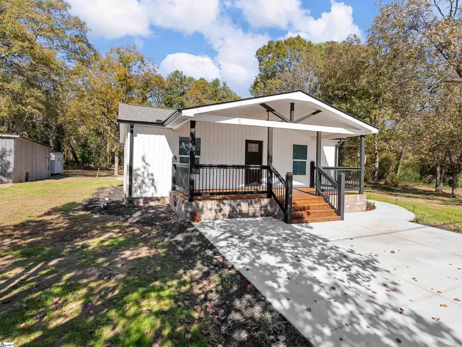 118 Strawberry Road, Anderson, SC 29626 - #2