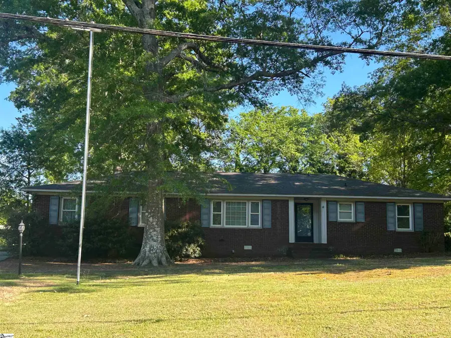 1598 Sunset Boulevard, Clinton, SC 29325 - #2