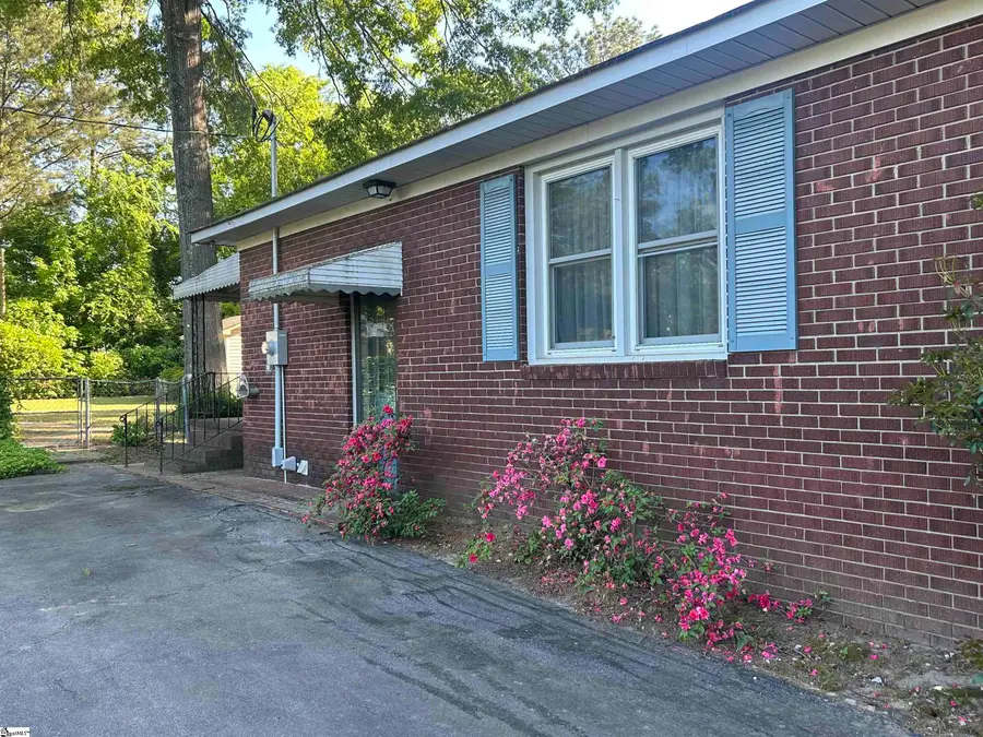 1598 Sunset Boulevard, Clinton, SC 29325 - #3