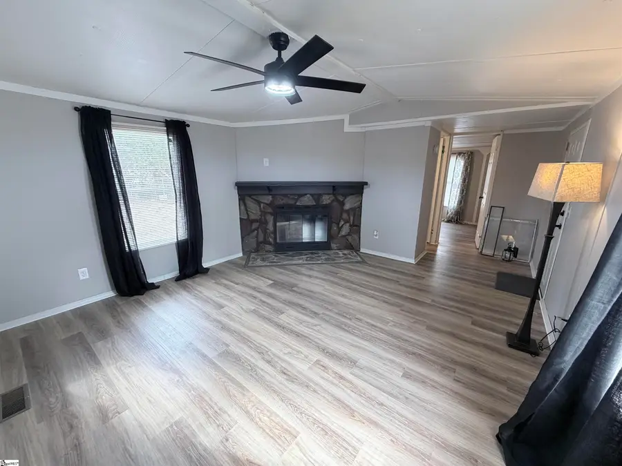 303 Trail Court, Williamston, SC 29697 - #2