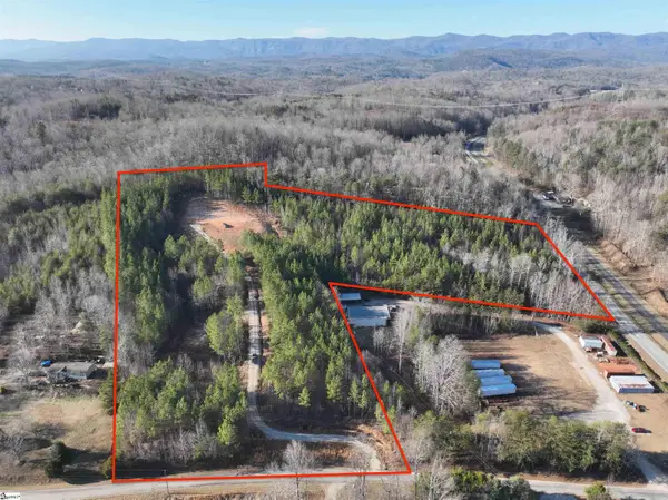 38 Old Plantation Road, Travelers Rest, SC 29690