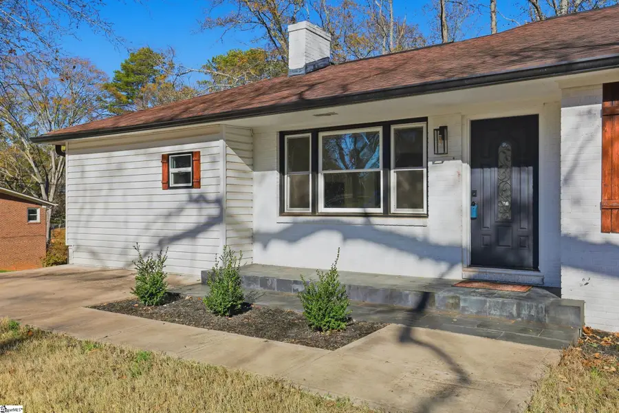 601 S D Street, Easley, SC 29640 - #2