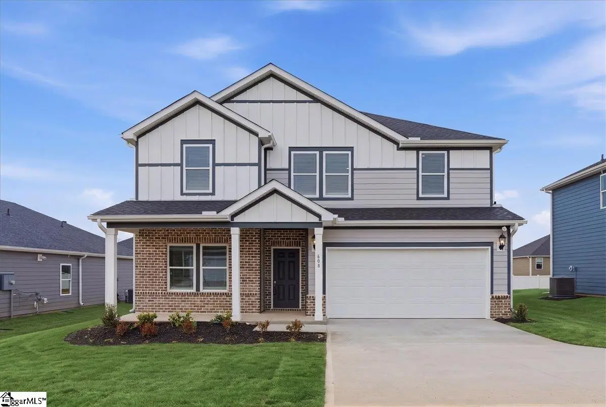 608 Hollybank Street, Fountain Inn, SC 29644 - #1