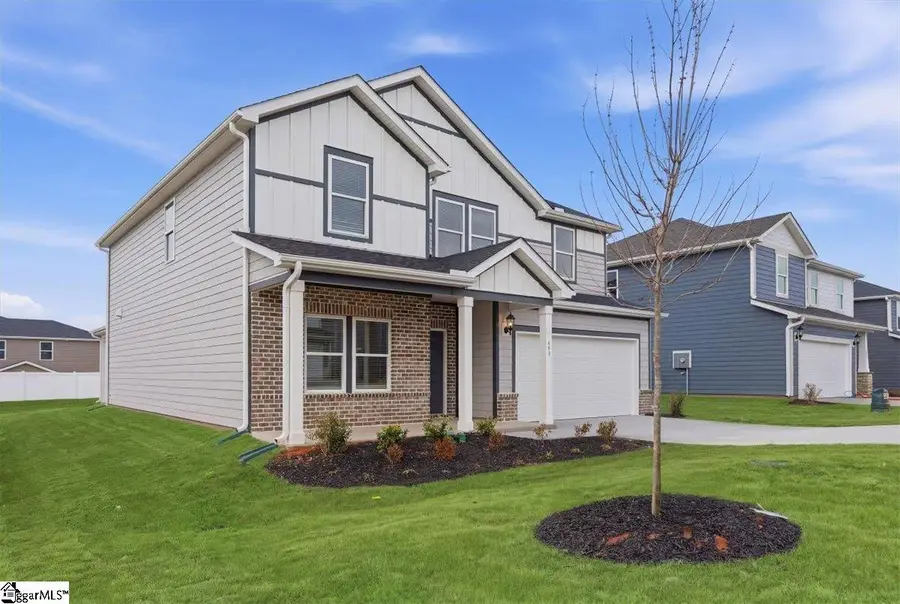 608 Hollybank Street, Fountain Inn, SC 29644 - #3