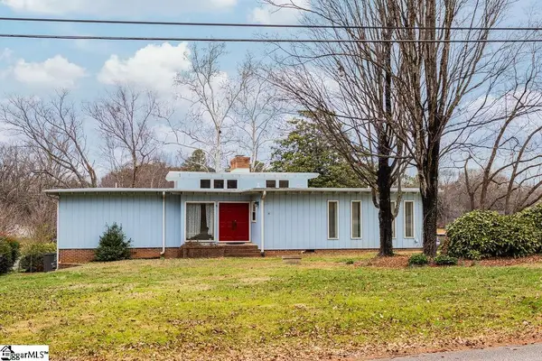 136 Shannon Lake Circle, Greenville, SC 29615