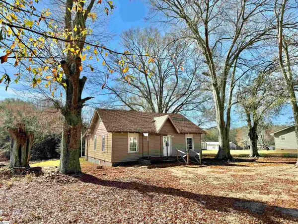 3072 Old Furnace Road, Boiling Springs, SC 29316