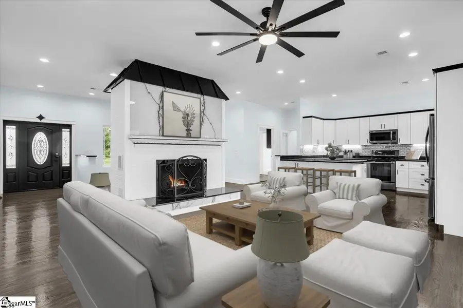 305 Waters Road, Taylors, SC 29687 - #2