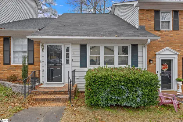 31 Somersett Drive, Spartanburg, SC 29301-6533