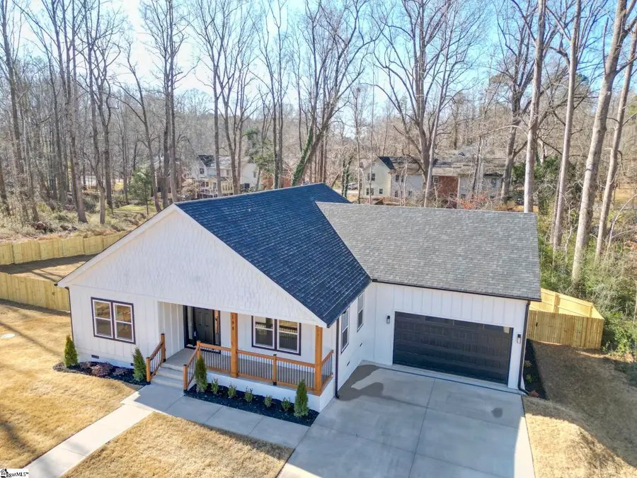 198 Saratoga Avenue, Spartanburg, SC 29302 - #2
