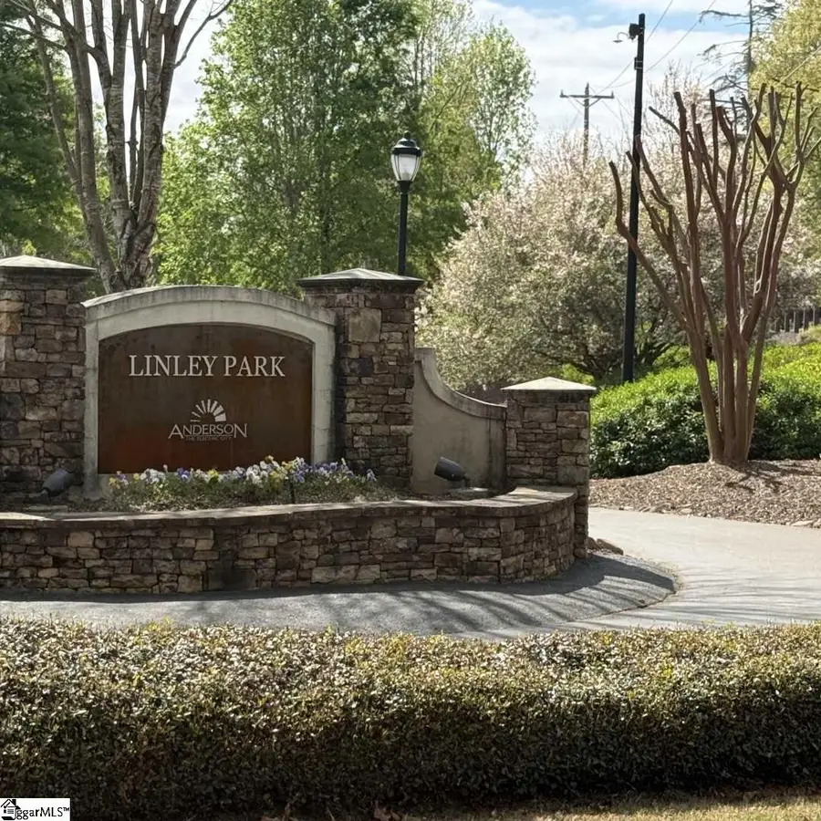 208 Glenwood Avenue, Anderson, SC 29625-2927 - #2