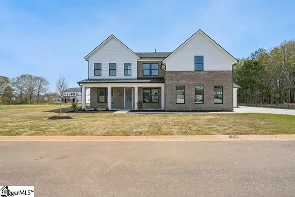 215 Dapple Lane, Simpsonville, SC 29681