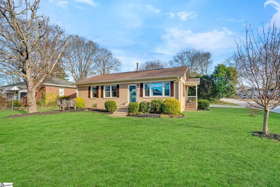 103 Gault Street, Fountain Inn, SC 29644 - #2