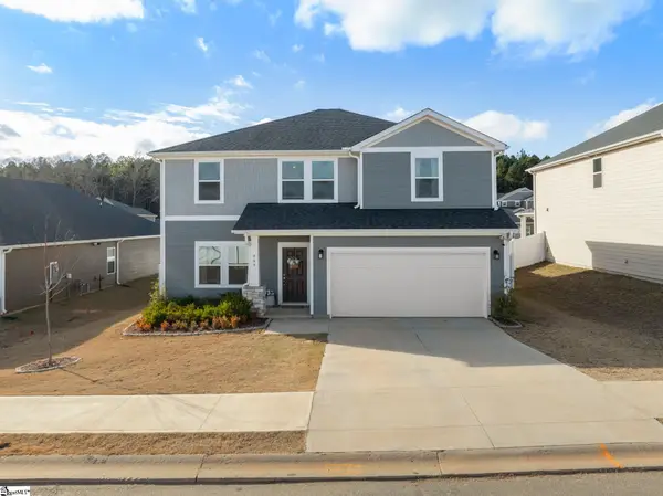 809 Elgon Walk Drive, Fountain Inn, SC 29644