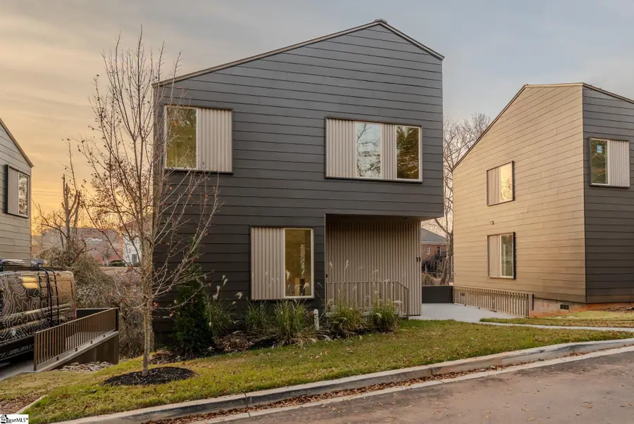 11 Mount Zion Avenue, Greenville, SC 29609 - #2