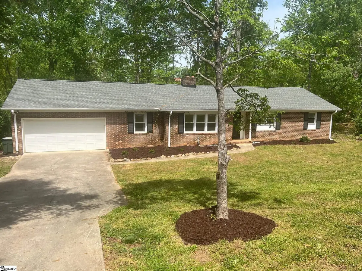 208 Bridgewood Avenue, Taylors, SC 29687 - #1
