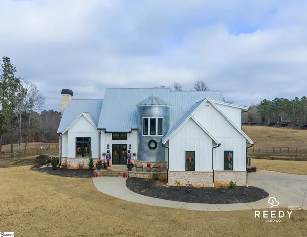 1425 S Harper Street, Laurens, SC 29360